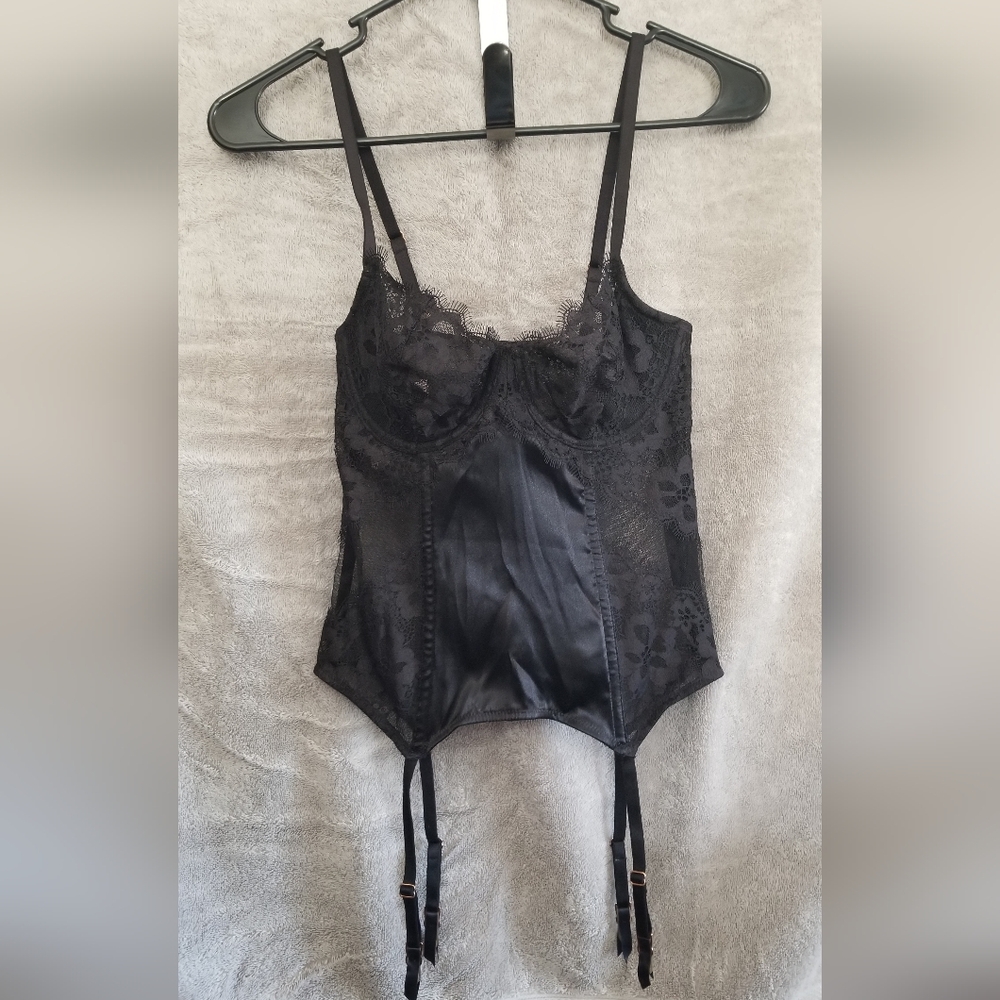 VS Corset Garter Top